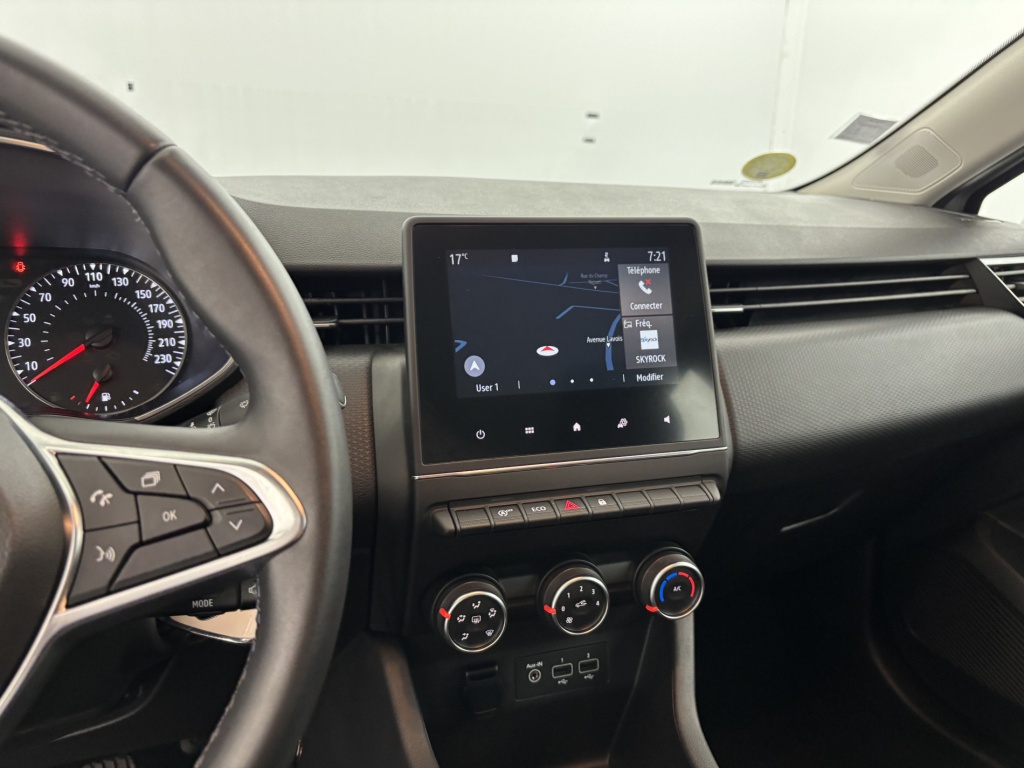 RENAULT Clio Business Blue dCi 85 - ref: 6-2971x230896 - Photo 17