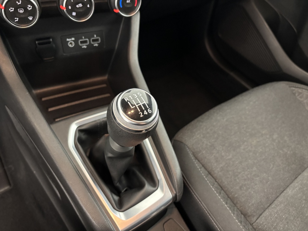 RENAULT Clio Business Blue dCi 85 - ref: 6-2971x230896 - Photo 20