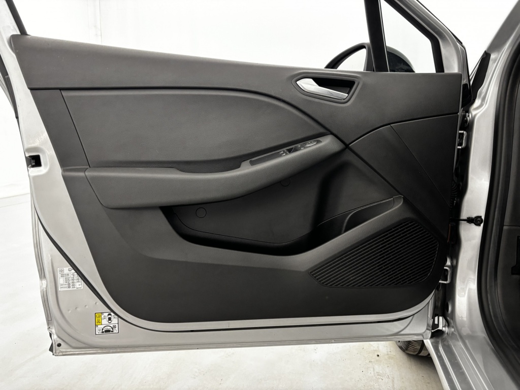 RENAULT Clio Equilibre TCe 90 - ref: 6-2971x230975 - Photo 12