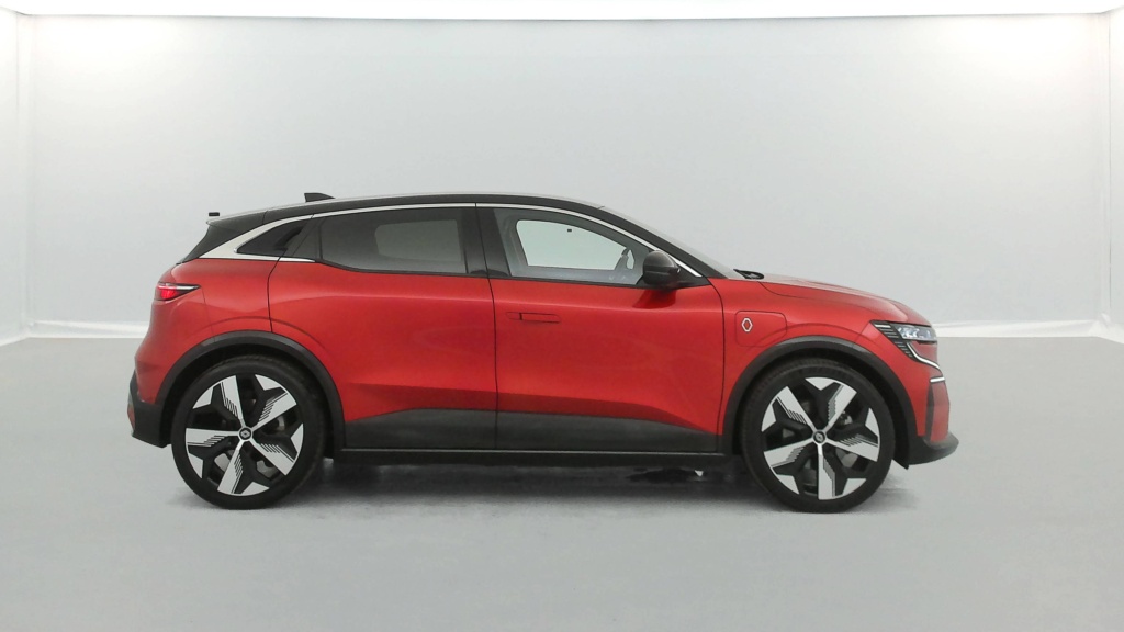 RENAULT Megane Techno EV60 220 ch super charge - ref: 6-2971x231232 - Photo 6