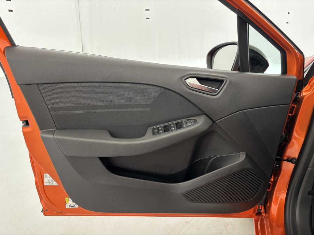 RENAULT Clio Esprit Alpine TCe 90 - ref: 6-2971x231278 - Photo 11