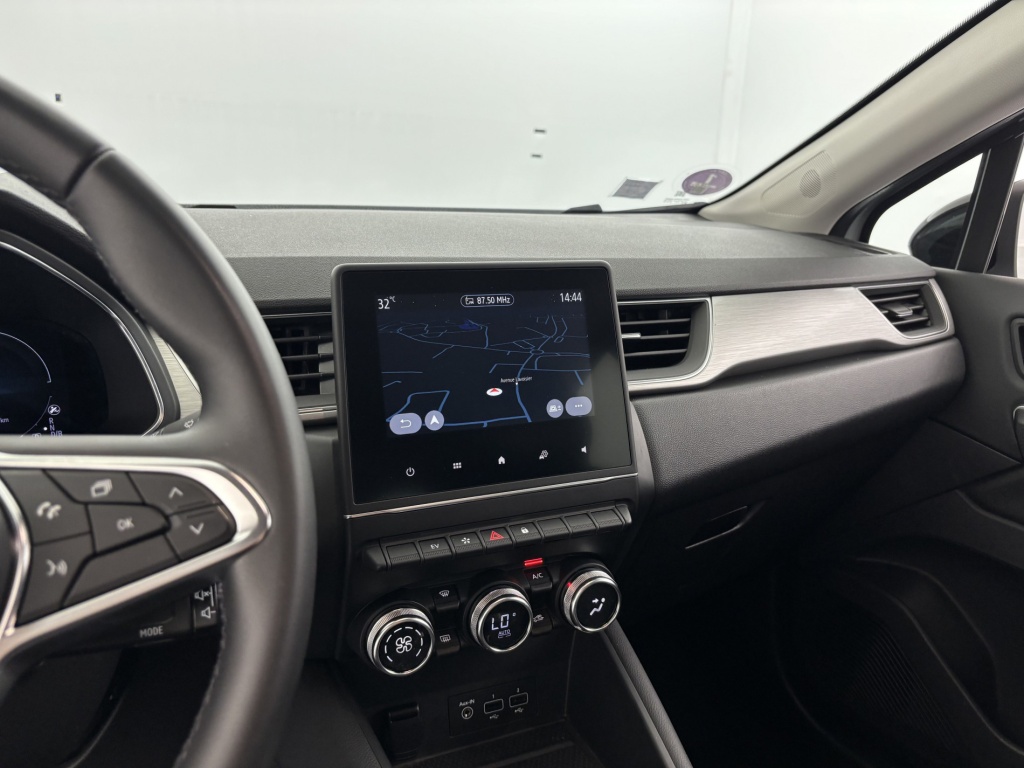 RENAULT Captur Intens E-Tech Plug-in 160 - ref: 6-2971x232122 - Photo 17