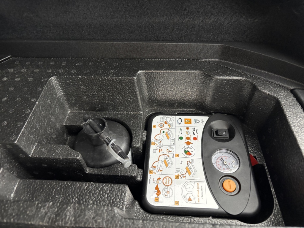 RENAULT Captur Intens E-Tech Plug-in 160 21 - ref: 6-2971x232244 - Photo 10