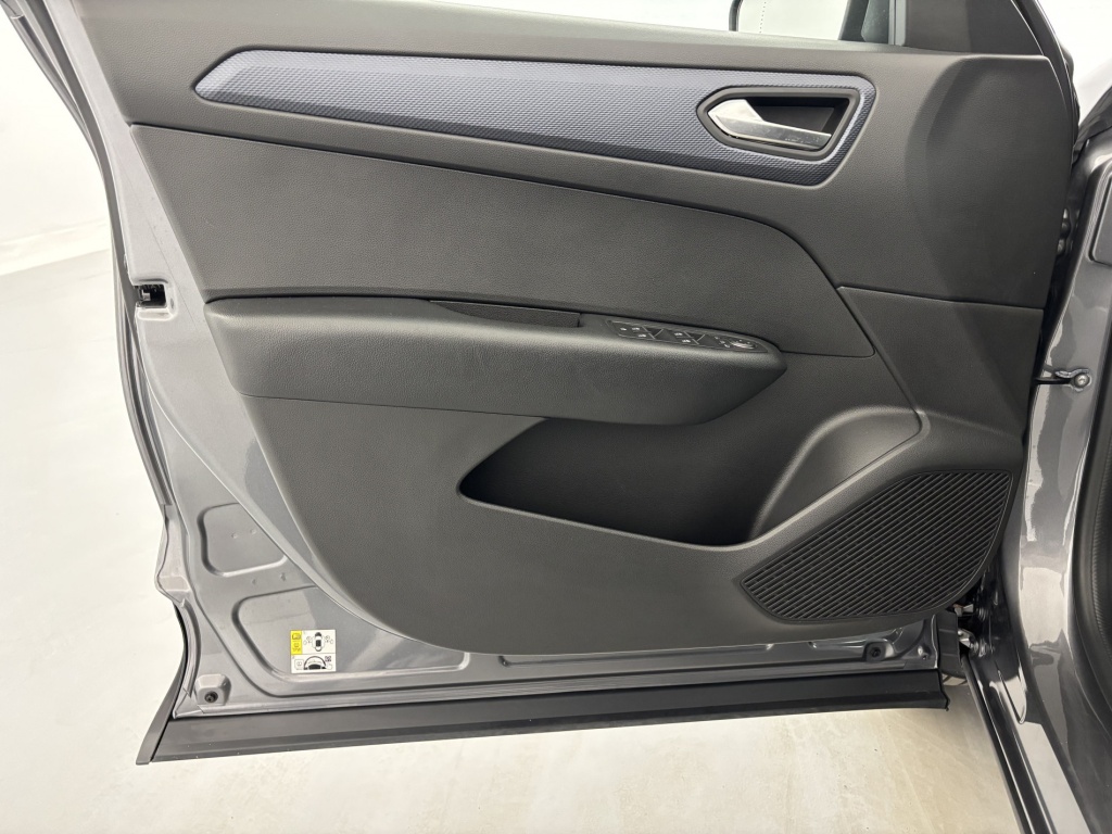 RENAULT Arkana Evolution mild hybrid 140 EDC FAP 22 - ref: 6-2971x232497 - Photo 12