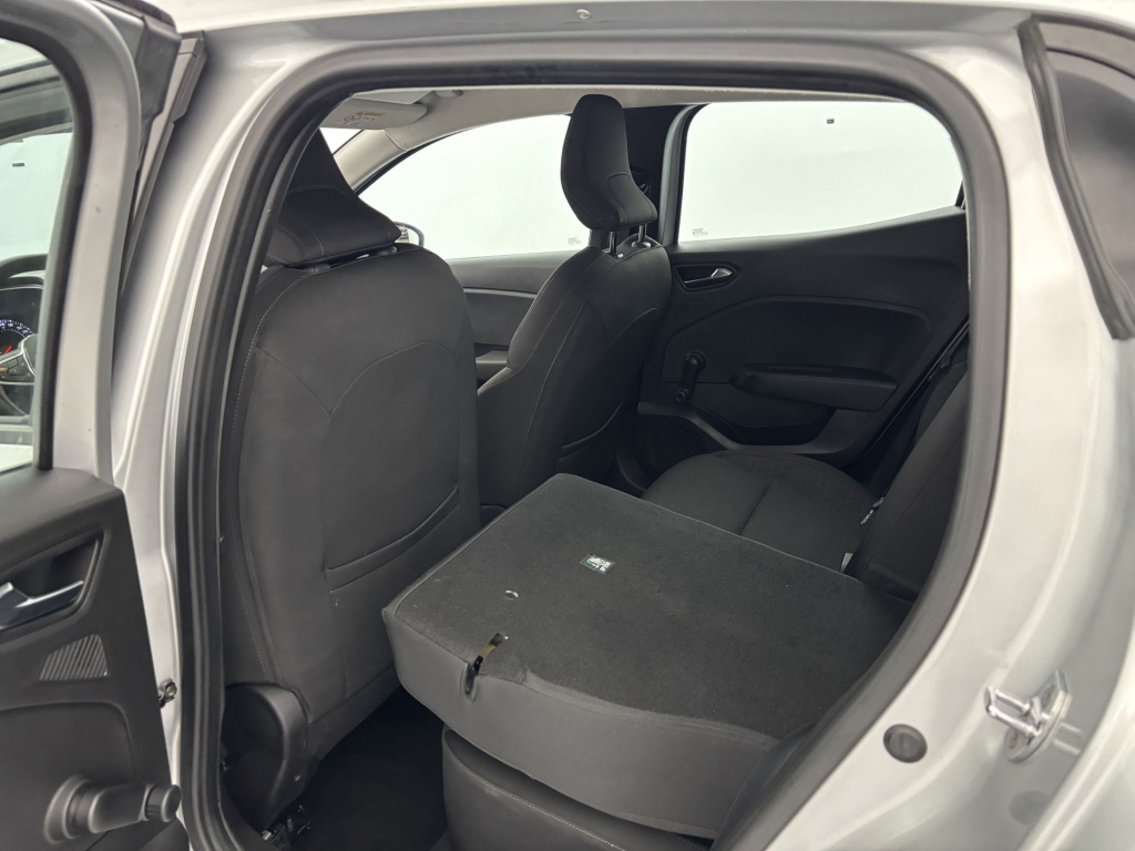 RENAULT Clio Business Blue dCi 85 - ref: 6-2971x232542 - Photo 10