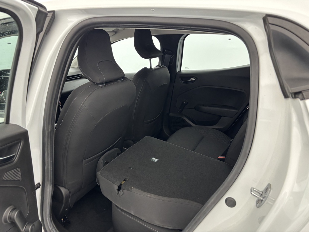 RENAULT Clio Business Blue dCi 85 - ref: 6-2971x232543 - Photo 11