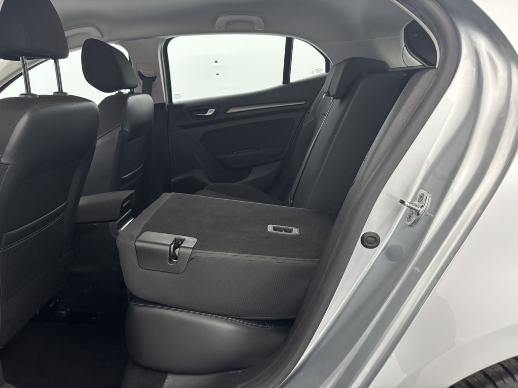 RENAULT Megane Business Blue dCi 115 EDC 21N - ref: 6-2971x232544 - Photo 10