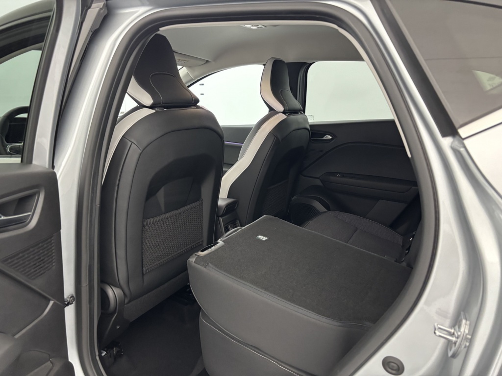 RENAULT Captur Intens TCe 90 21 - ref: 6-2971x232773 - Photo 10