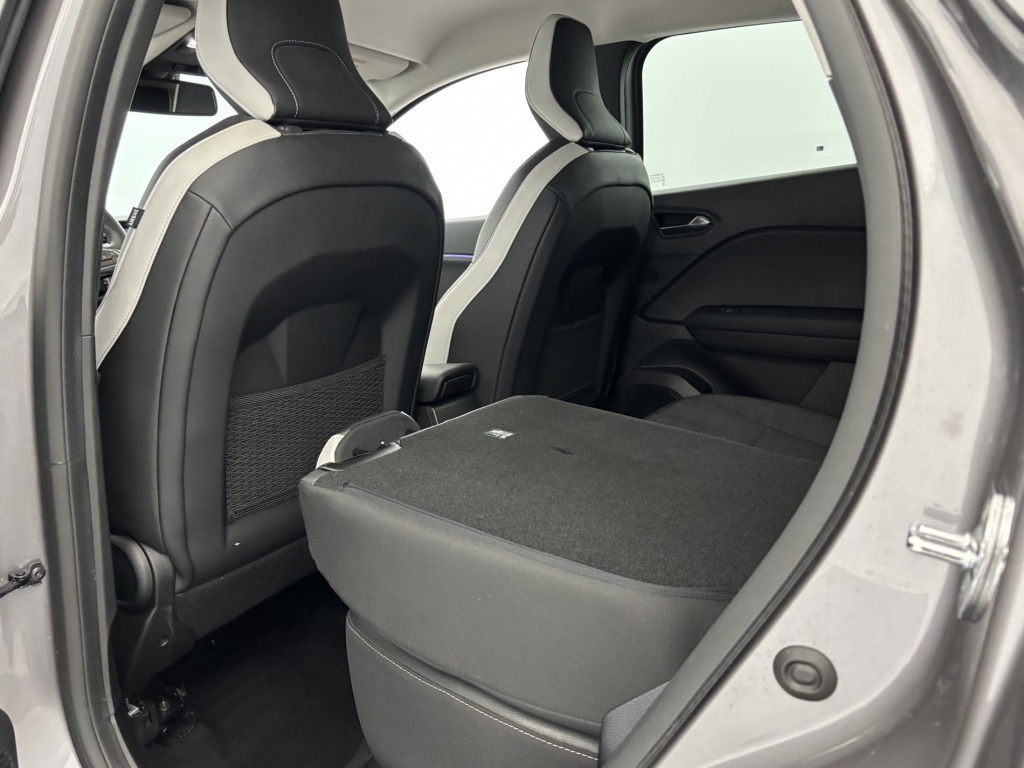 RENAULT Captur Intens E-Tech Plug-in 160 21 - ref: 6-2971x232805 - Photo 10