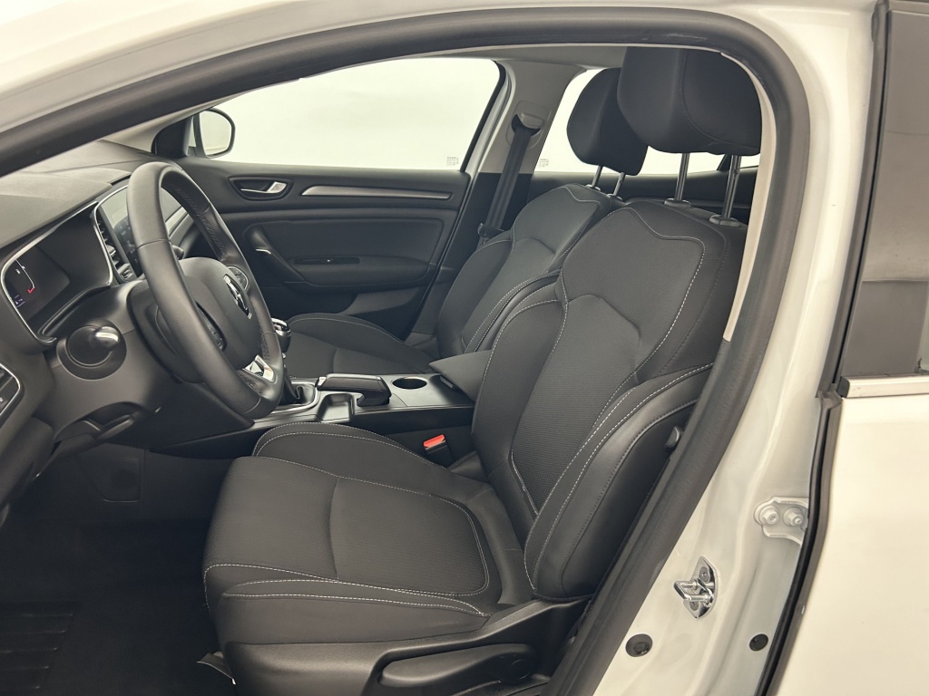 RENAULT Megane Business Blue dCi 115 20 - ref: 6-2971x232947 - Photo 12