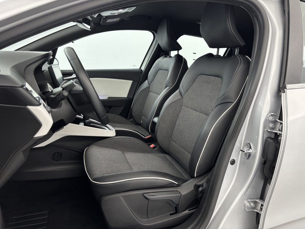 RENAULT Clio Intens E-Tech 140 21N - ref: 6-2971x233505 - Photo 13