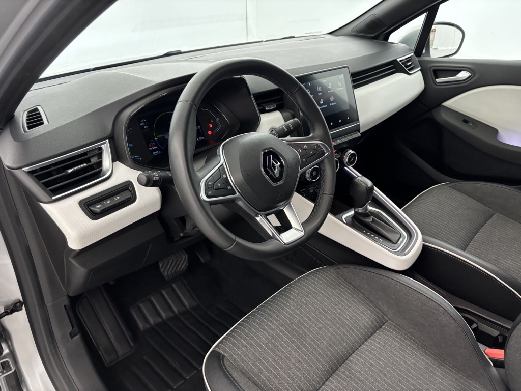 RENAULT Clio Intens E-Tech 140 21N - ref: 6-2971x233505 - Photo 14