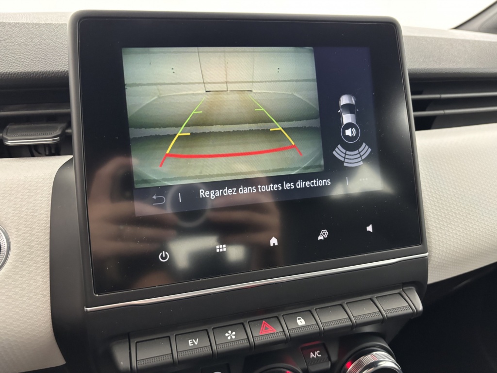 RENAULT Clio Intens E-Tech 140 21N - ref: 6-2971x233505 - Photo 19