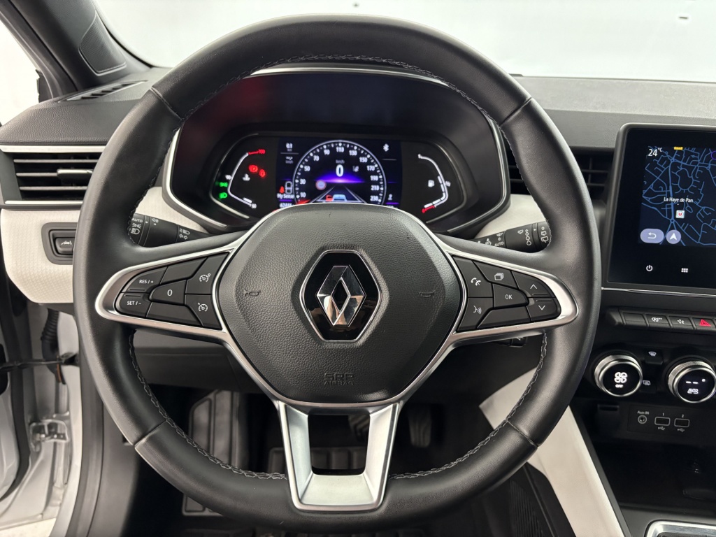 RENAULT Clio Intens TCe 90 21 - ref: 6-2971x233528 - Photo 14