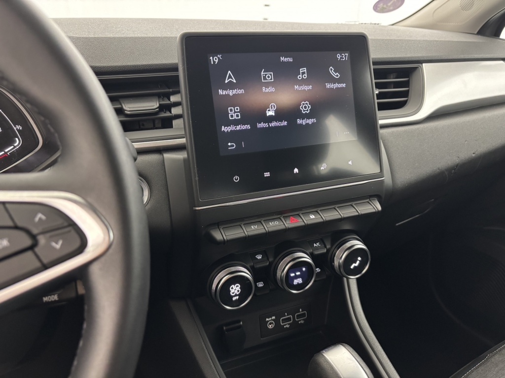 RENAULT Captur Business E-Tech 145 21 - ref: 6-2971x233857 - Photo 18