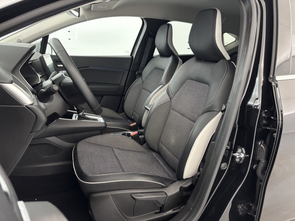 RENAULT Captur Intens E-Tech 145 21 - ref: 6-2971x233886 - Photo 12