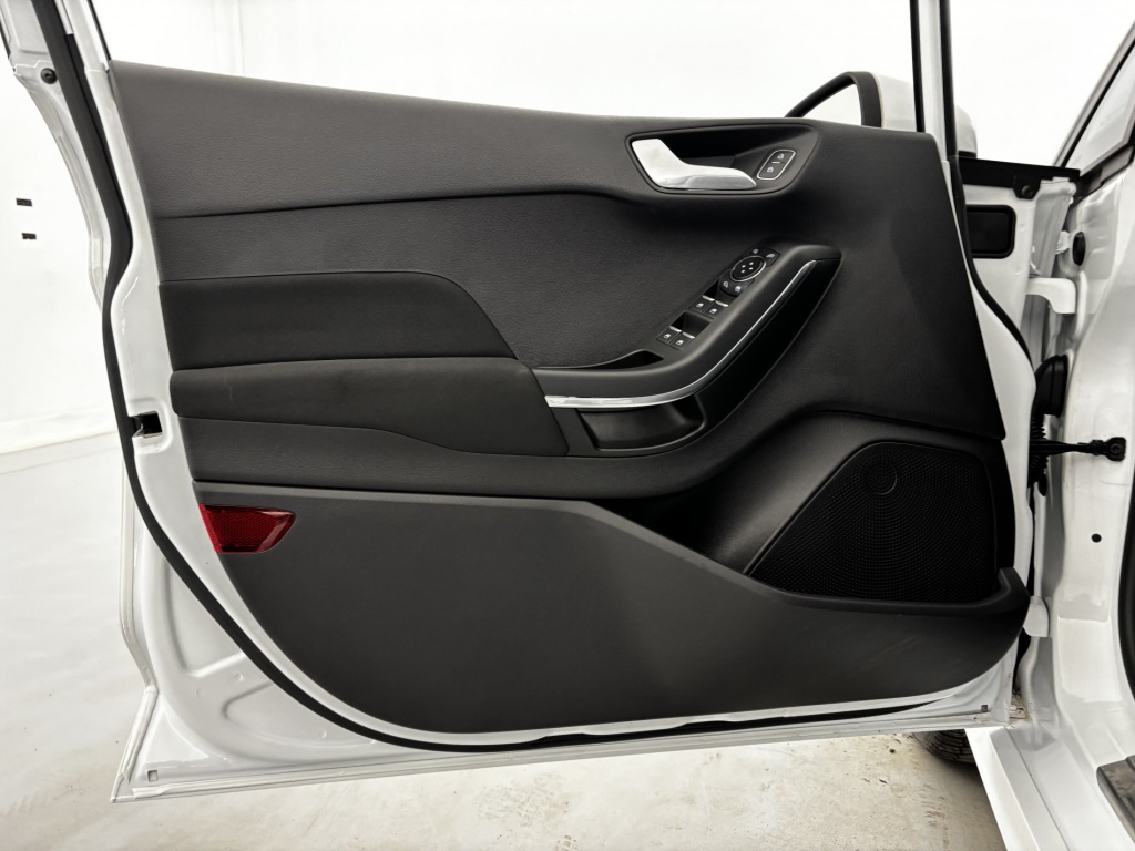 FORD Fiesta ST-Line 1.0 EcoBoost 100 ch S&S BVM6 - ref: 6-2971x233949 - Photo 12