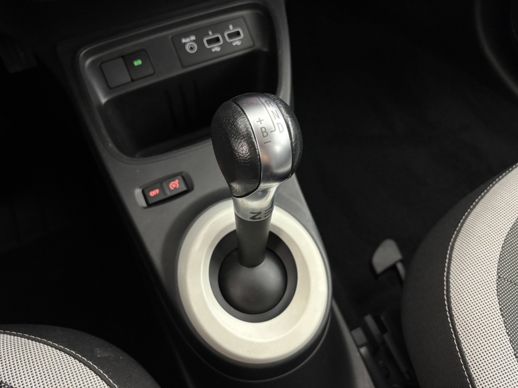 RENAULT Twingo Zen III Achat Integral - ref: 6-2971x234143 - Photo 19