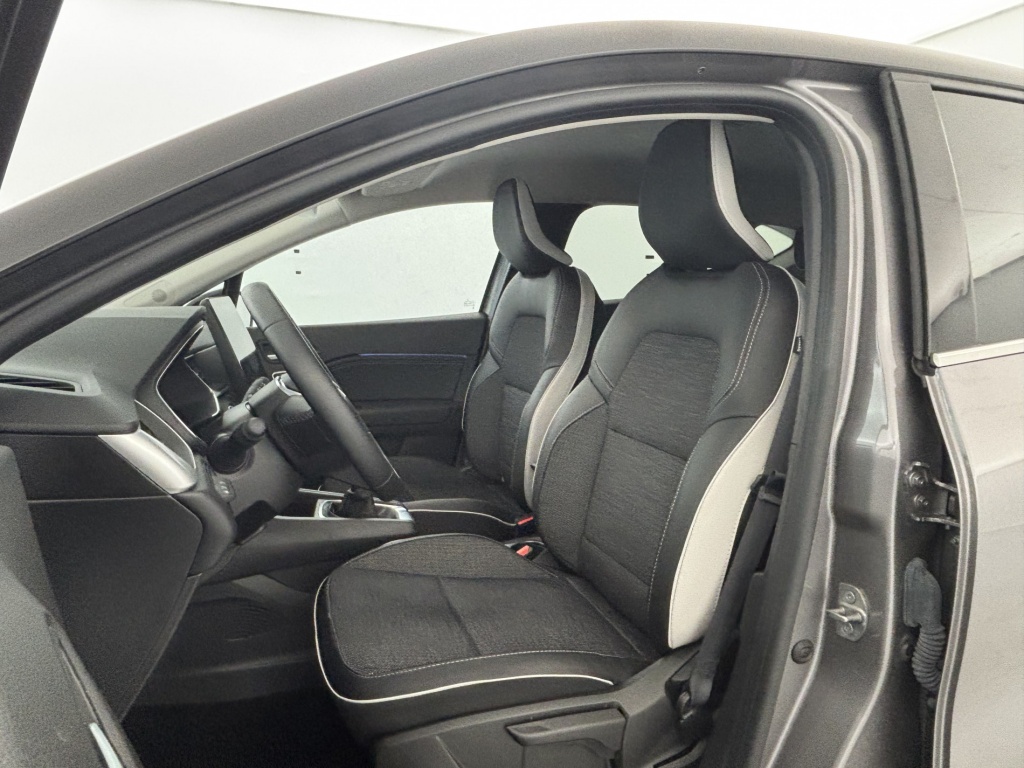 RENAULT Captur Techno TCe 90 - ref: 6-2971x234221 - Photo 13