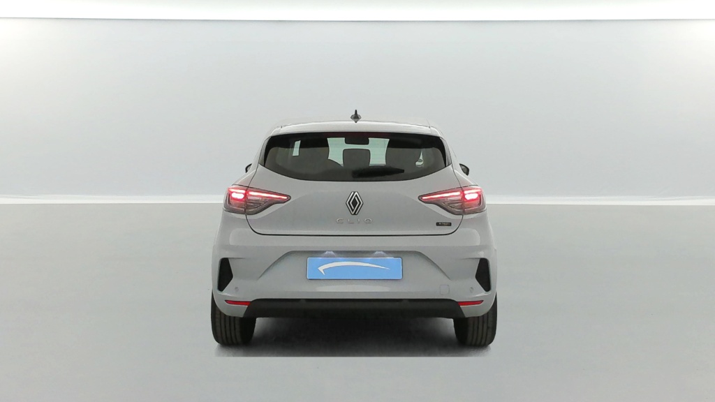 RENAULT Clio Evolution E-Tech full hybrid 145 - ref: 6-2971x234413 - Photo 4