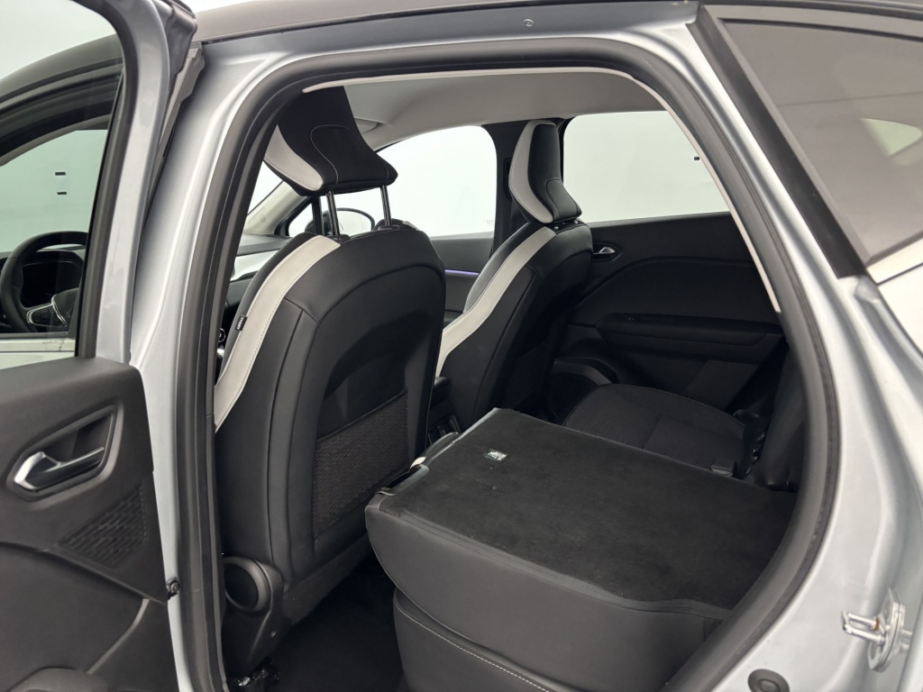 RENAULT Captur Intens E-Tech 145 21 - ref: 6-2971x234442 - Photo 11