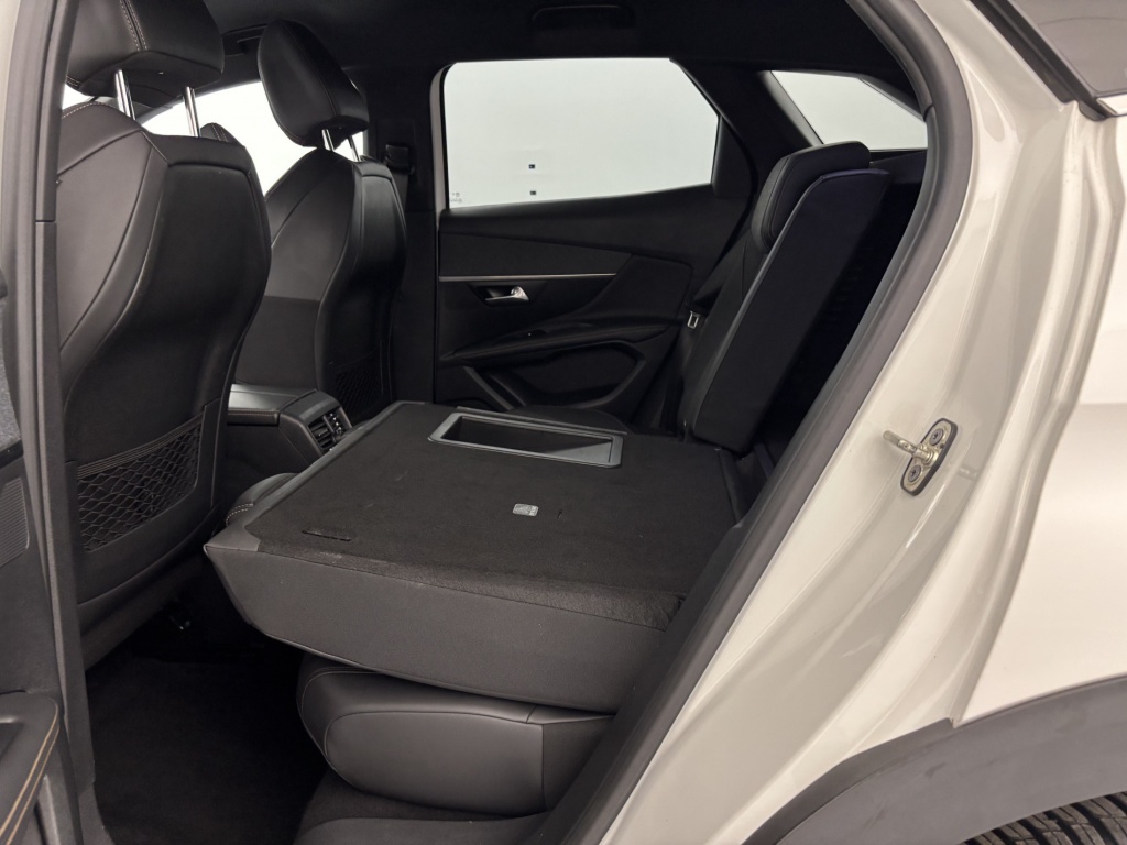 PEUGEOT 3008 GT Line 1.5 BlueHDi 130ch S&S BVM6 - ref: 6-2971x234647 - Photo 11