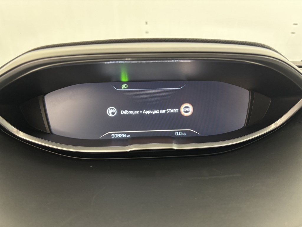 PEUGEOT 3008 GT Line 1.5 BlueHDi 130ch S&S BVM6 - ref: 6-2971x234647 - Photo 17