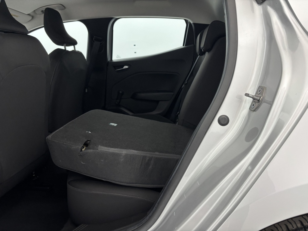 RENAULT Clio Equilibre TCe 90 - ref: 6-2971x234690 - Photo 11