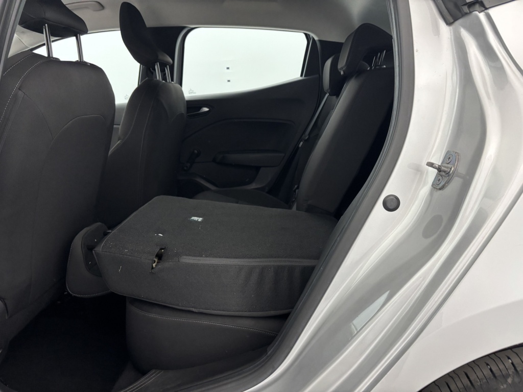 RENAULT Clio Equilibre TCe 90 - ref: 6-2971x234691 - Photo 11