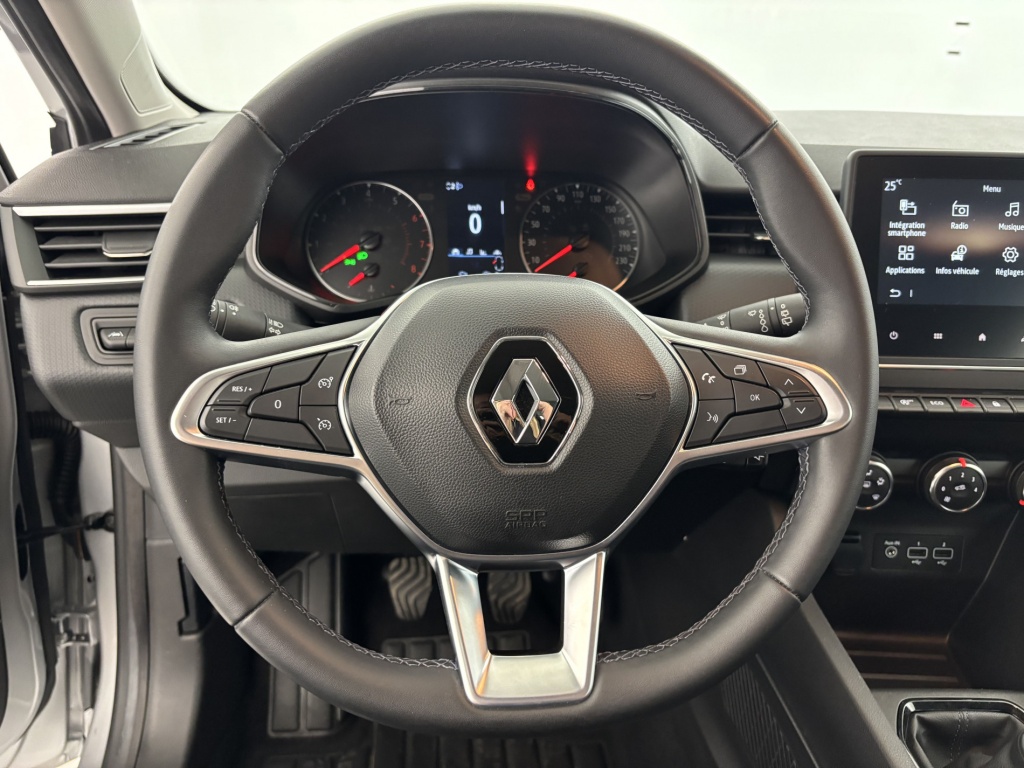 RENAULT Clio Equilibre TCe 90 - ref: 6-2971x234691 - Photo 15