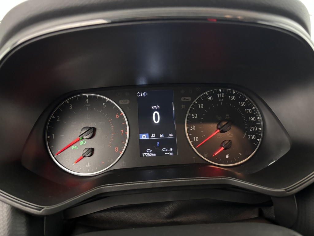 RENAULT Clio Equilibre TCe 90 - ref: 6-2971x234691 - Photo 17