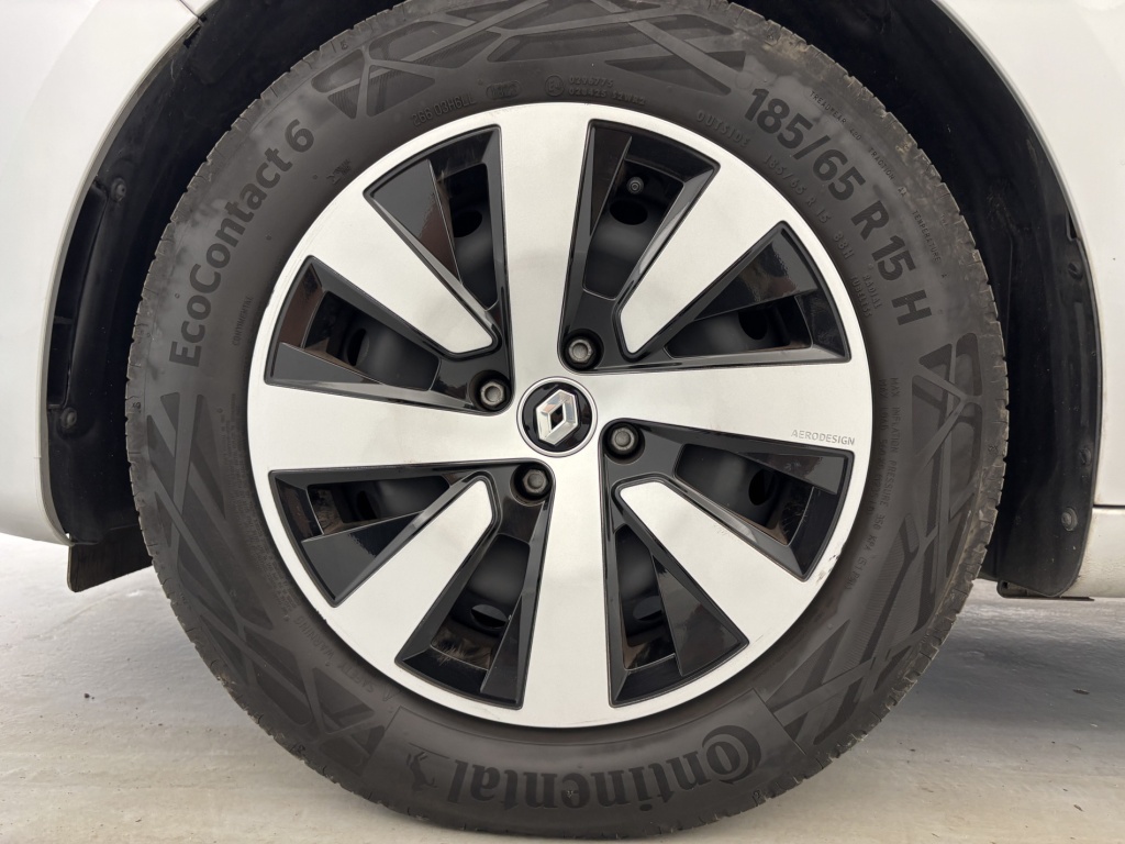 RENAULT Clio Equilibre TCe 90 - ref: 6-2971x234691 - Photo 20