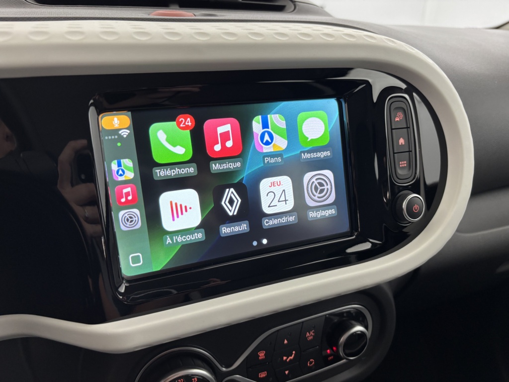 RENAULT Twingo Equilibre III E-Tech - ref: 6-2971x234809 - Photo 16