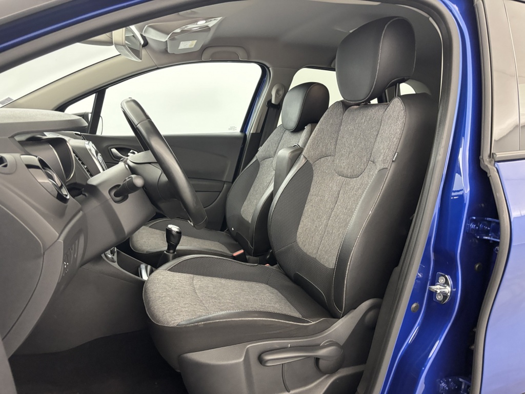 RENAULT Captur Intens TCe 90 19 - ref: 6-2971x234810 - Photo 13