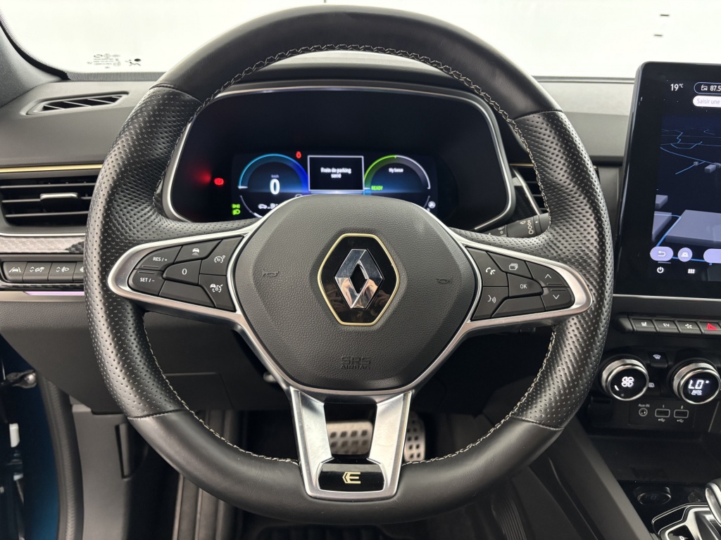 RENAULT Arkana Engineered E-Tech hybride 145 22 - ref: 6-2971x234819 - Photo 14