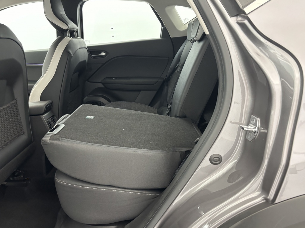 RENAULT Captur INTENS Plug-In Hybrid E-TECH 160 - ref: 6-2971x234864 - Photo 11