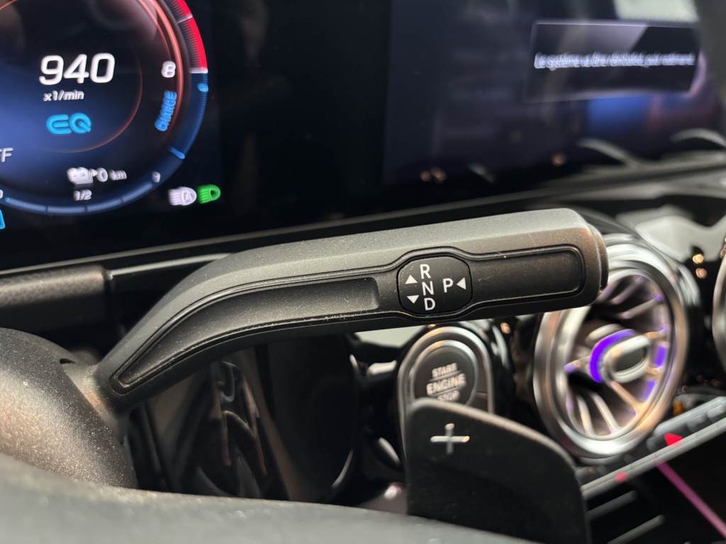 MERCEDES GLA Progressive Line 250 e 8G-DCT - ref: 6-2971x235212 - Photo 20