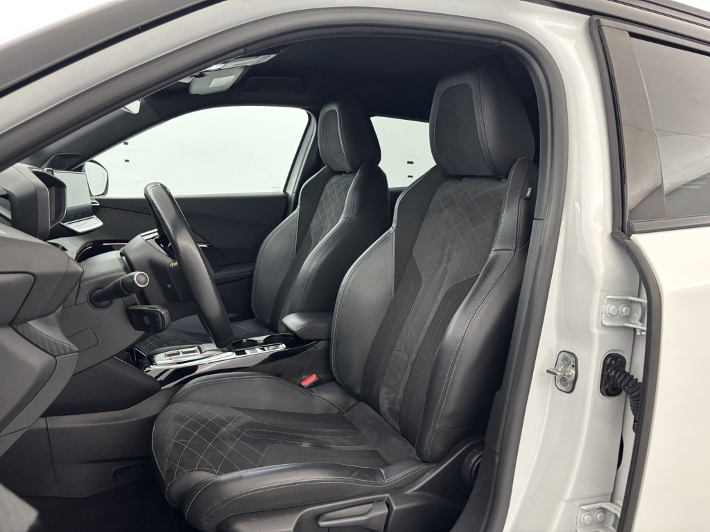 PEUGEOT 2008 GT Pack 136 ch - ref: 6-2971x235276 - Photo 13