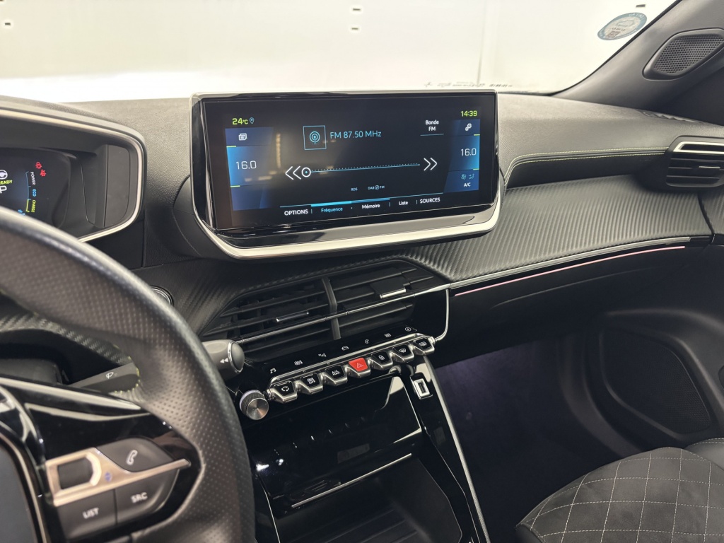 PEUGEOT 2008 GT Pack 136 ch - ref: 6-2971x235276 - Photo 18