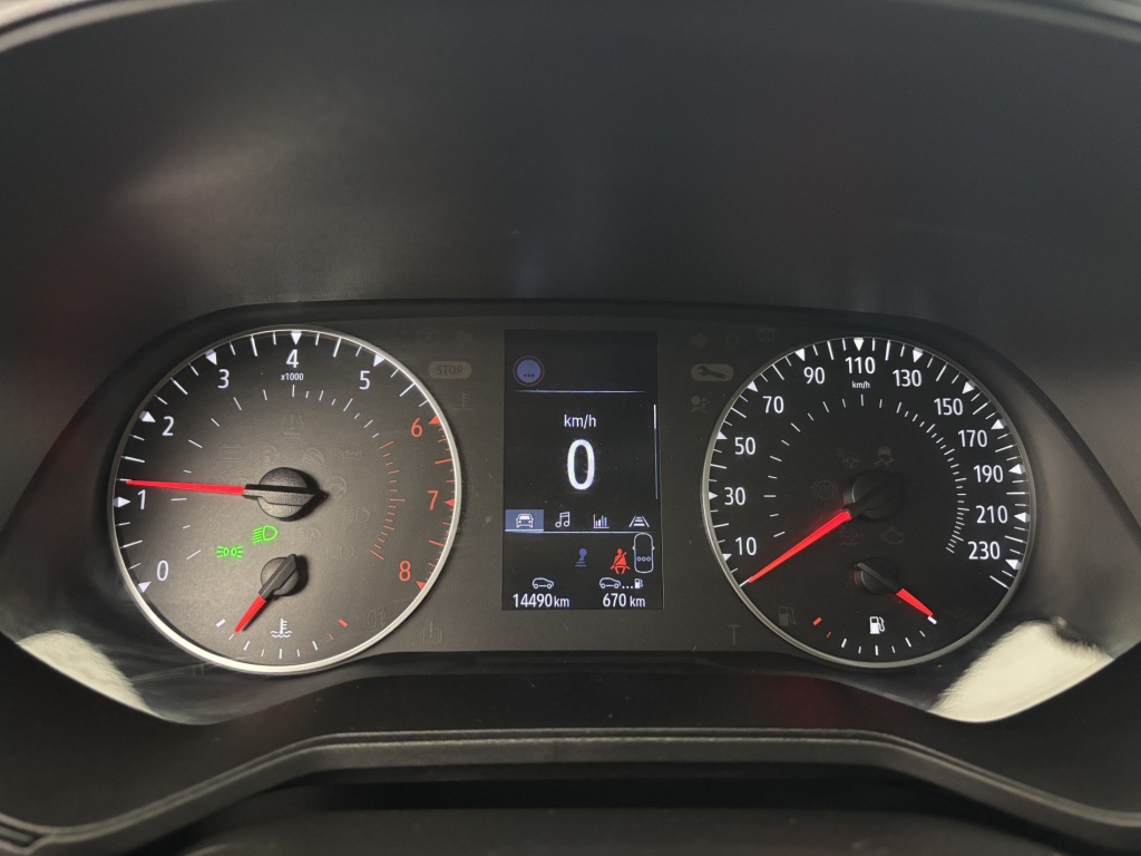 RENAULT Clio Equilibre TCe 90 - ref: 6-2971x235500 - Photo 17