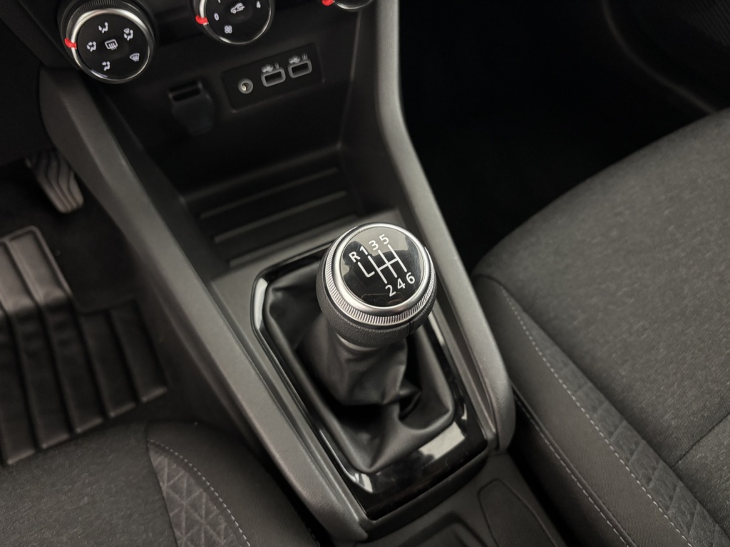 RENAULT Clio Equilibre TCe 90 - ref: 6-2971x235500 - Photo 19