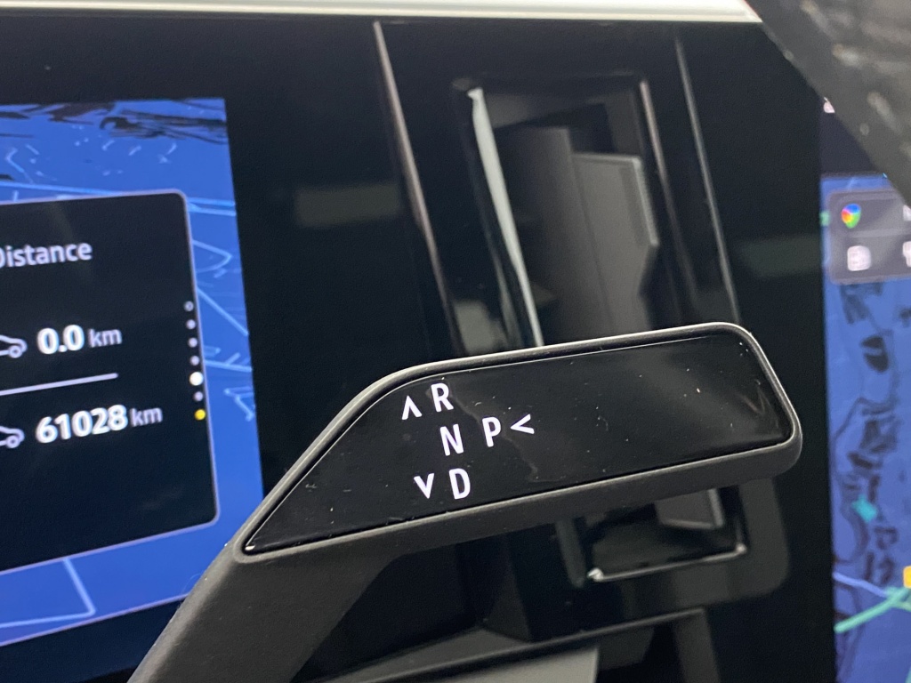 RENAULT Megane Techno EV60 220 ch super charge - ref: 6-2971x235548 - Photo 20