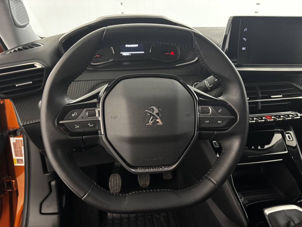 PEUGEOT 2008 Allure Business BlueHDi 110 S&S BVM6 - ref: 6-2971x235838 - Photo 15