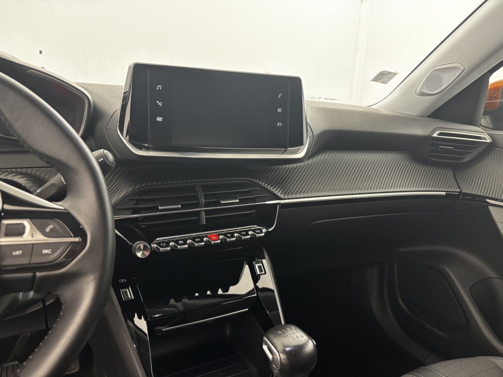 PEUGEOT 2008 Allure Business BlueHDi 110 S&S BVM6 - ref: 6-2971x235838 - Photo 18