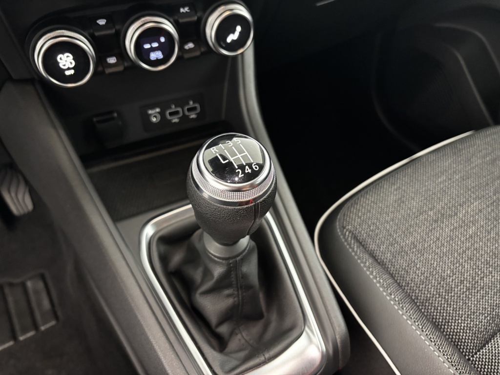 RENAULT Captur Intens TCe 90 21 - ref: 6-2971x235899 - Photo 20