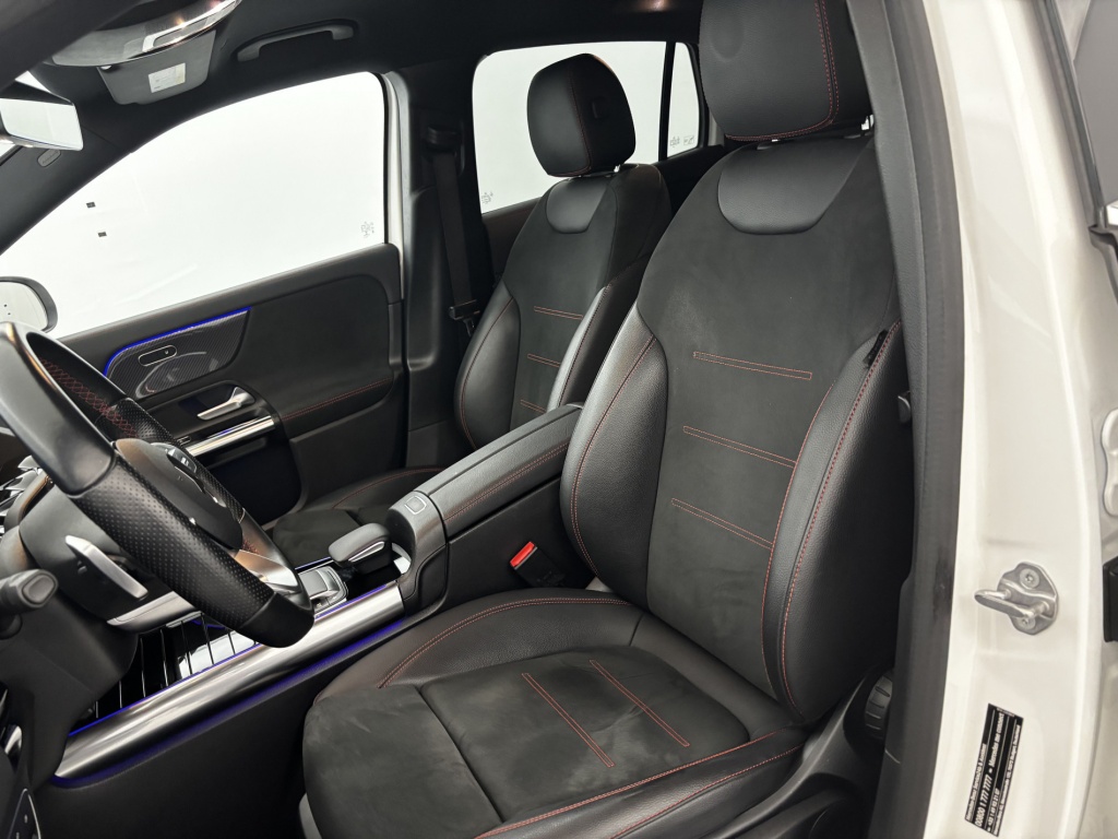 MERCEDES GLA AMG Line 200 d 8G-DCT - ref: 6-2971x236149 - Photo 13