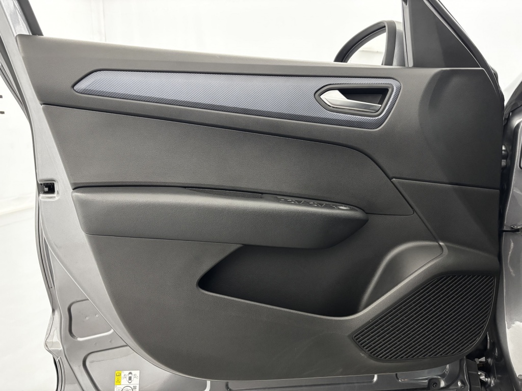 RENAULT Arkana Evolution mild hybrid 140 EDC FAP 22 - ref: 6-2971x236364 - Photo 12