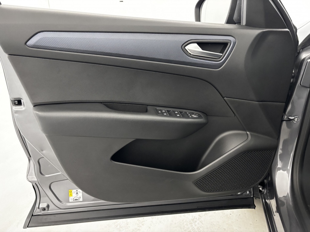 RENAULT Arkana Evolution mild hybrid 140 EDC FAP 22 - ref: 6-2971x236365 - Photo 11