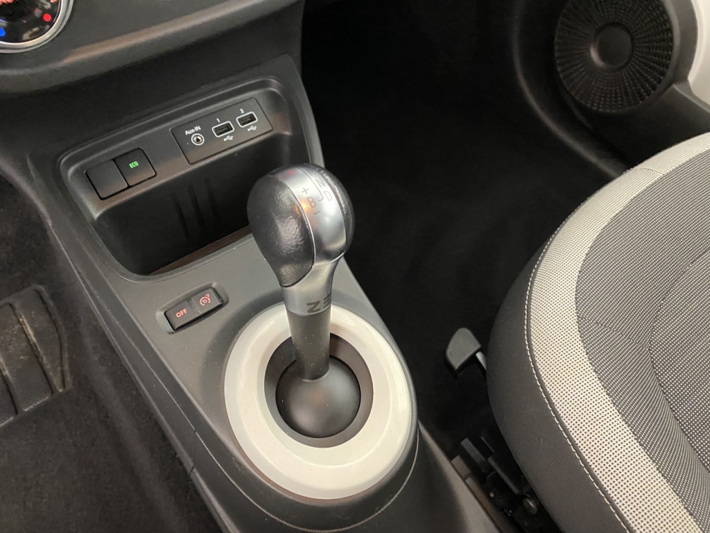 RENAULT Twingo Zen III Achat Integral 21 - ref: 6-2971x236374 - Photo 18