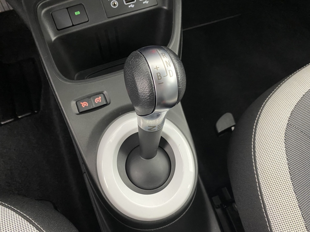 RENAULT Twingo Zen III Achat Integral 21 - ref: 6-2971x236462 - Photo 19